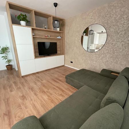 Apartman Petronela Pressburg Exterior foto
